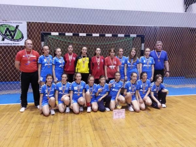 ACS Danubius 2010 a luat bronzul. CSS şi Handbal Art au terminat în primele opt