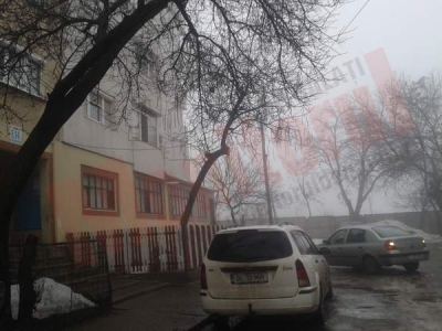 Jandarm atacat în misiune