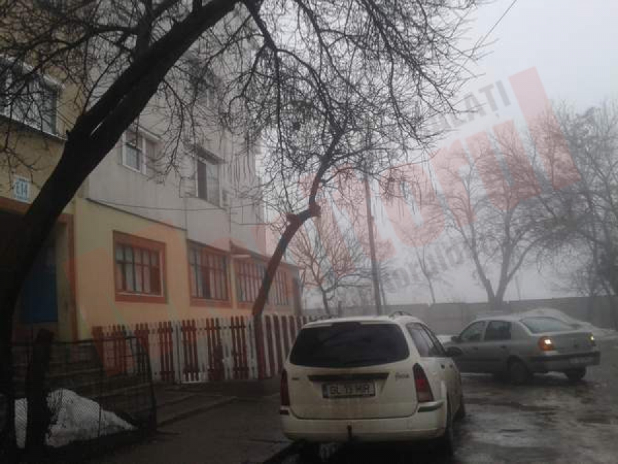Jandarm atacat în misiune