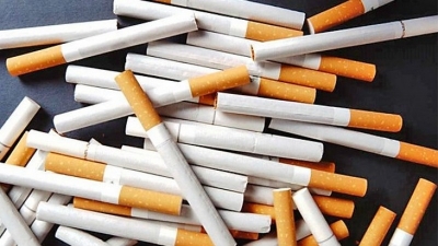 Prinsă cu peste 70 de pachete de ţigări nefiscalizate