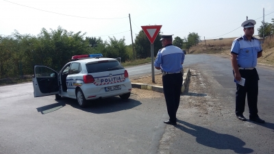 Percheziţii şi filtre în căutarea şoferului fugar care a omorât doi copii la Folteşti