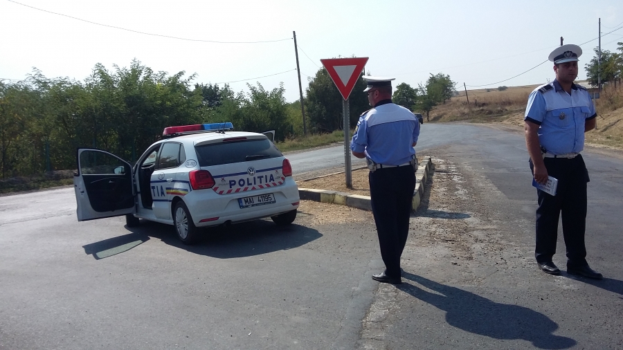 Percheziţii şi filtre în căutarea şoferului fugar care a omorât doi copii la Folteşti