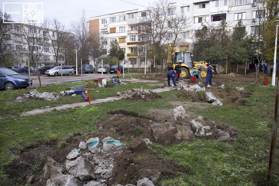 Părculețele pentru copii au intrat în modernizare (FOTO)