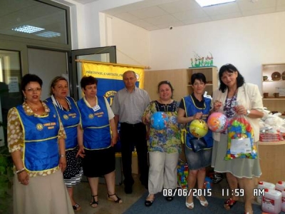 Donaţie Lions Club Galaţi pentru copii