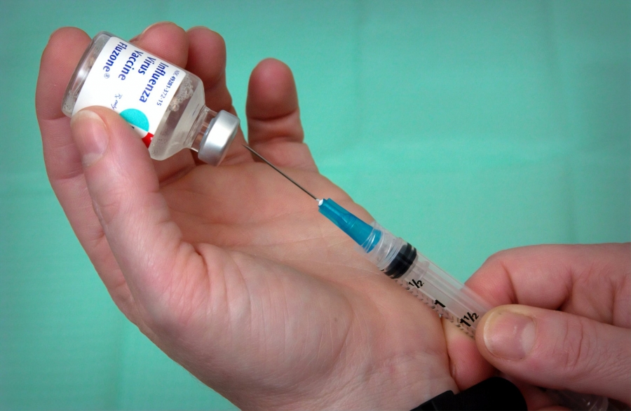 Un produs de tip Polidin şi un vaccin gripal, în dezvoltare la Institutul ''Cantacuzino''