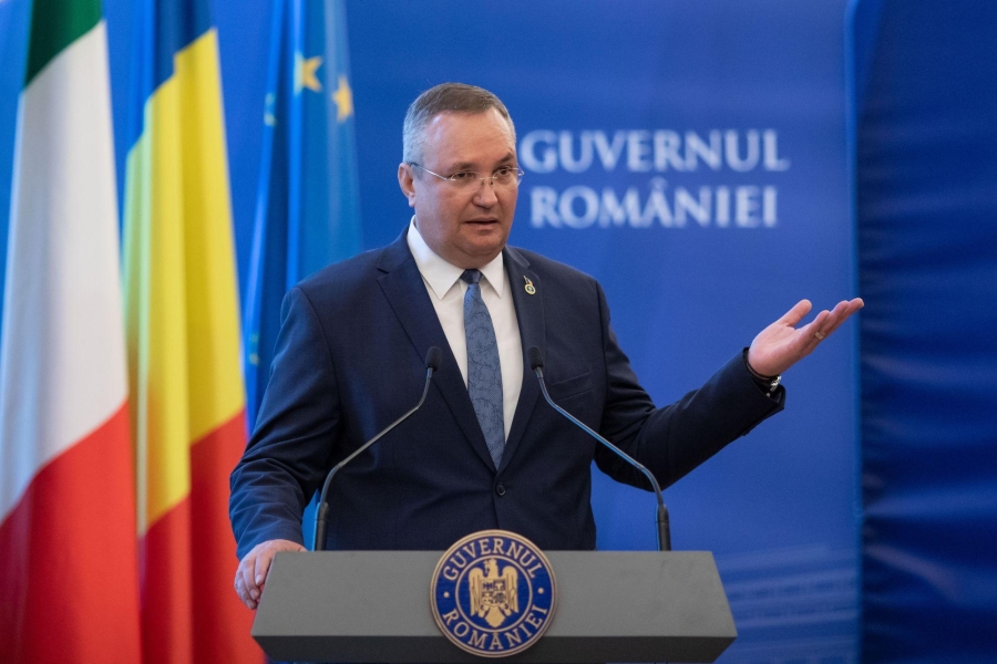Premier: Maghiarii din România aduc plusvaloare societăţii prin participare activă, bogăţia culturii şi a patrimoniului