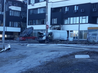 Explozie puternică la un hotel din Galaţi (FOTO/VIDEO)