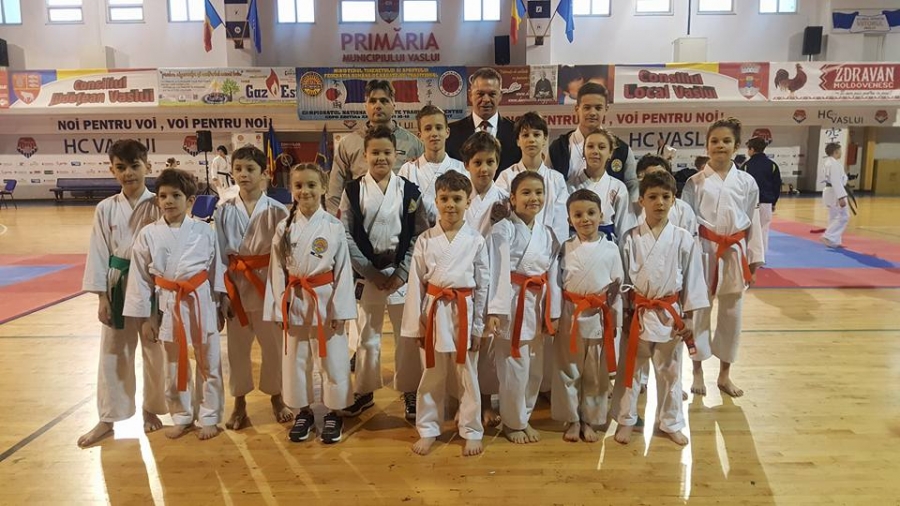 Karateka gălăţeni de la Kodo, Karate Club şi Meikyo fac legea pe zona Moldova