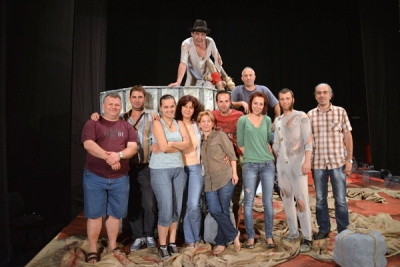 Comedia „Banda lui Moebius” a închis stagiunea teatrală