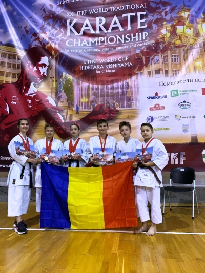 15 medalii mondiale pentru karateka gălăţeni de la Meikyo şi CSM