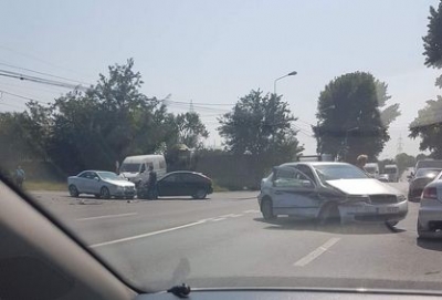 Impact cu trei victime, pe Drumul de Centură