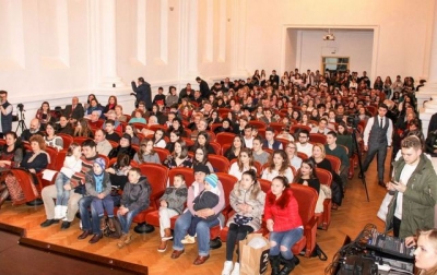 Concert caritabil la Galaţi: „Frânturi de zâmbete”