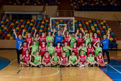 Trei victorii pentru locul 1 în grupă califică juniorii Under 15 de la Academia Phoenix