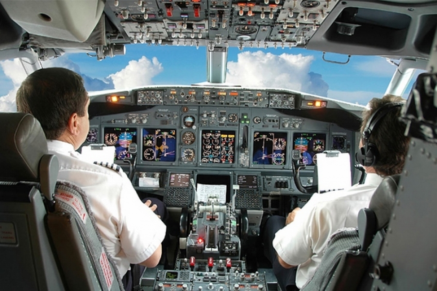 România va avea primul centru de instruire pentru piloţi cu simulator complet de zbor