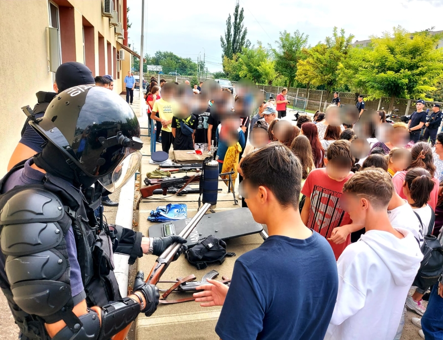 De Ziua Jandarmeriei Rurale, Jandarmeria Brăila și-a deschis porțile