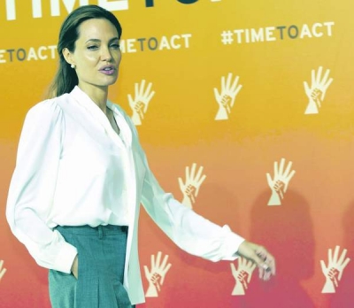 Angelina Jolie va da în judecată Daily Mail pentru fotografiile publicate, în care actriţa pare drogată