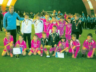 Şcoala de Fotbal Junior şi Oţelul au plecat după trofee