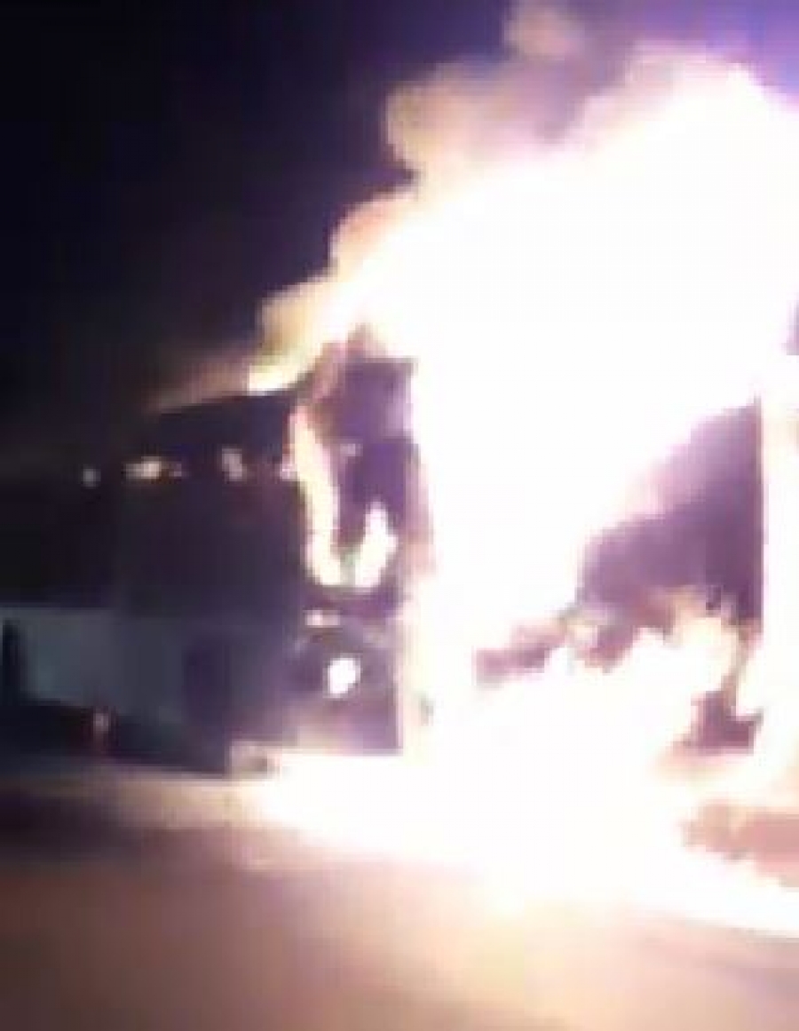 Un autobuz Transurb a luat foc în mers (VIDEO)