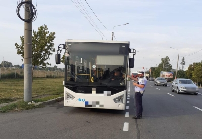 Şofer de autobuz prins drogat la volan