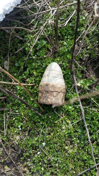 O bucată dintr-un obuz de artilerie a oprit un tren în gara Iveşti timp de două ore