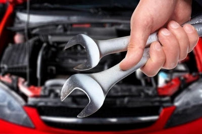Controale la magazinele de piese auto, service-uri şi dealerii de maşini noi din Galaţi