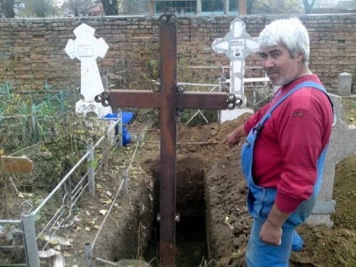 Pericol de explozie în cimitirul Eternitatea: Obuze îngropate în mormânt