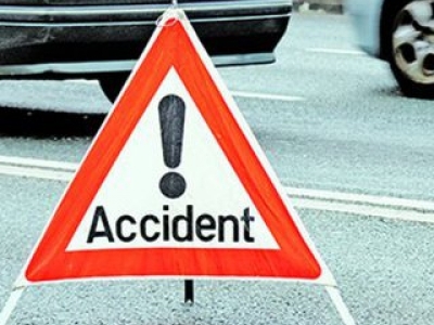 Doi copii răniţi într-un accident cauzat de viteza excesivă