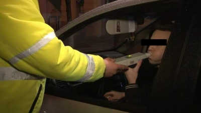 Puzderie de şoferi beţi prinşi în trafic