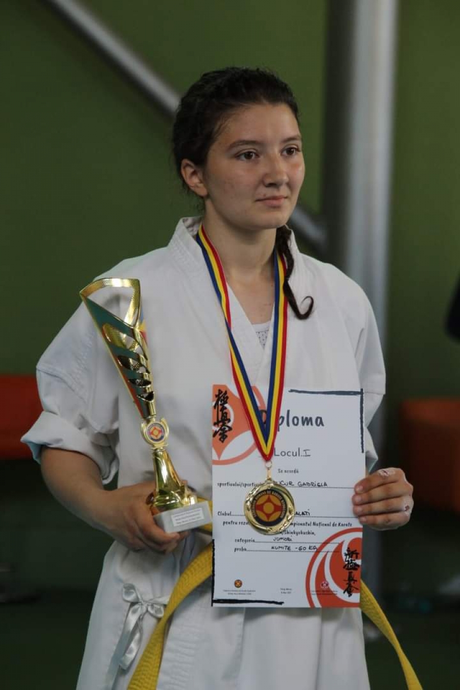 Gălăţeanca Gabriela Luciana Bucur este campioana României de Karate Kyokushin