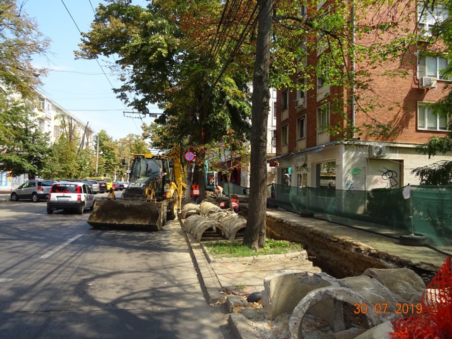 Se schimbă reţelele de apă potabilă de pe str. Domnească