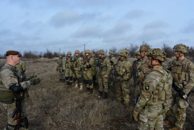 Militari americani la Galaţi. Instrucţie comună cu infanteriştii gălăţeni