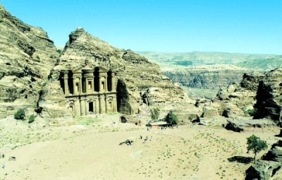Petra – minunea din piatră a deşertului iordanian