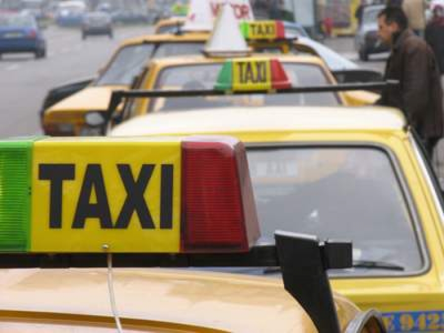 Gălăţenii nu-şi mai permit să meargă cu taxiul