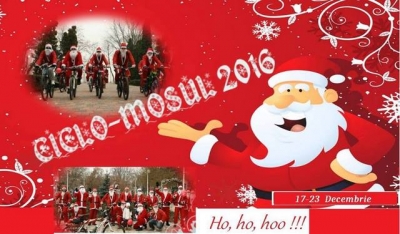 Moş Crăciun străbate oraşul pe bicicletă!