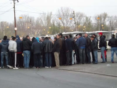 Circulaţia autobuzelor, paralizată în continuare