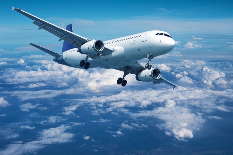 Românii care merg cu avionul în Canada după 1 decembrie au nevoie de autorizaţie electronică de călătorie