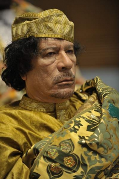 Gadaffi: Hamburgerul este un amestec de gândaci, şoareci şi broaşte cu ajutorul căruia a fost distrusă URSS