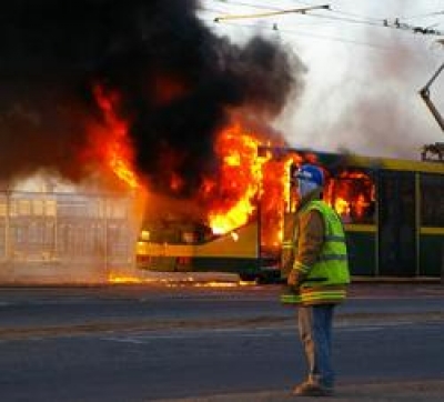 Panică în cartierul Micro 40: Un tramvai a luat foc în mers