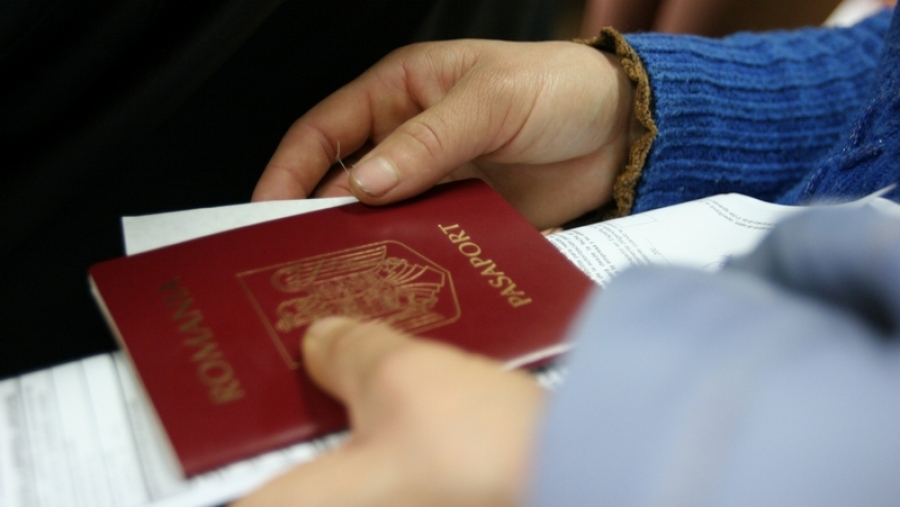 Serviciul ”Paşapoarte” Galaţi speră la un sediu în Blocul ”Cristal”