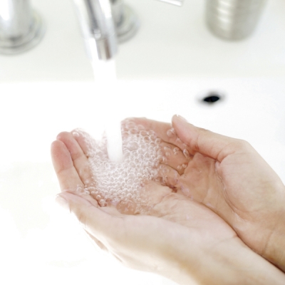 Majoritatea oamenilor nu se spală bine pe mâini după ce folosesc toaleta