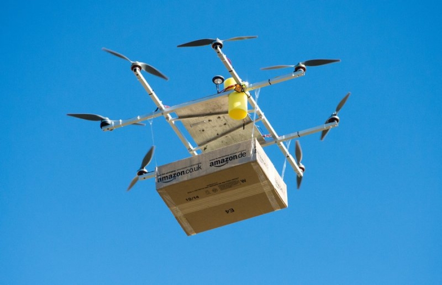 Când va începe Amazon livrarea coletelor cu ajutorul dronelor