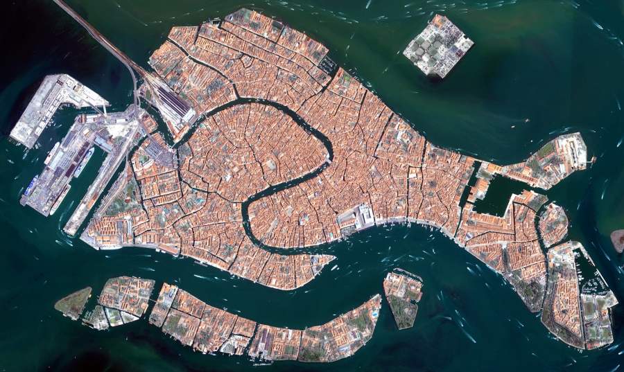 Veneţia văzută de pe orbită