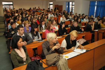 Admiterea la facultate a debutat şi la Galaţi, din această lună