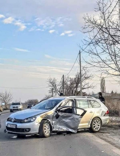 Accident cu patru victime în zona localităţii Vânători