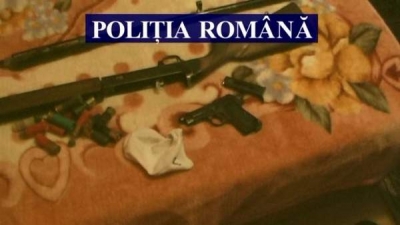 „Arsenal” ilegal descoperit la Bereşti-Meria