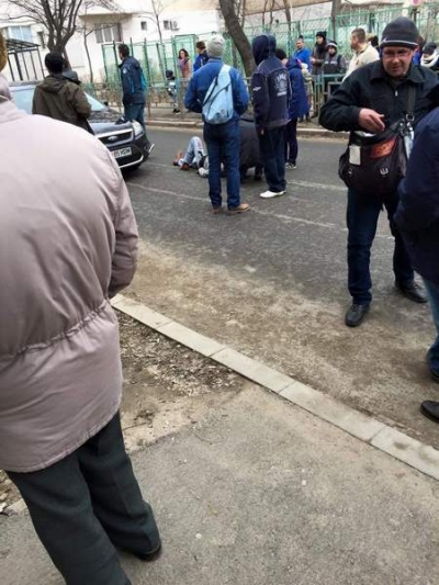 Un sexagenar a ajuns la spital după ce a traversat aiurea