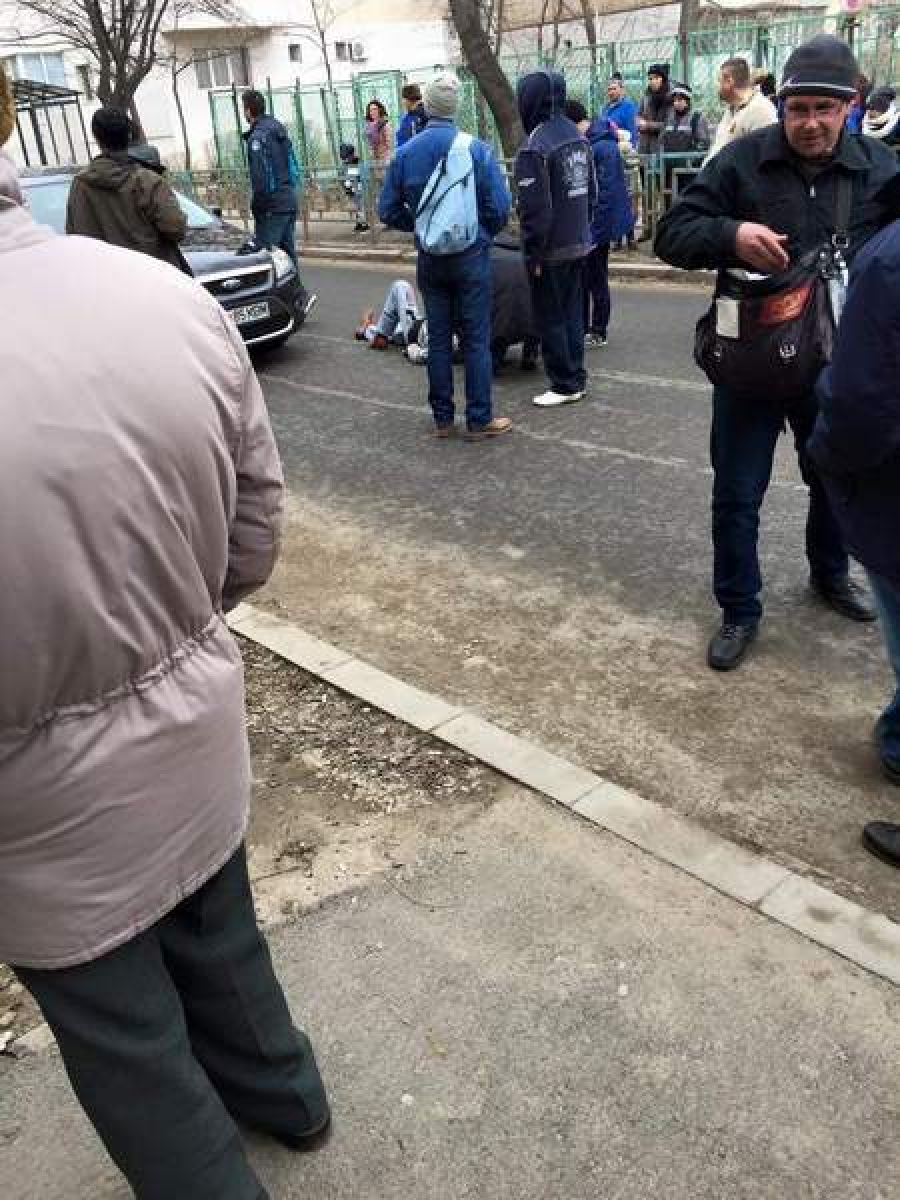 Un sexagenar a ajuns la spital după ce a traversat aiurea