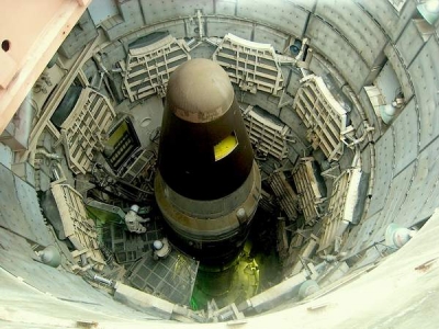 Ameninţarea nucleară este încă puternică, în pofida limitării cheltuielilor militare