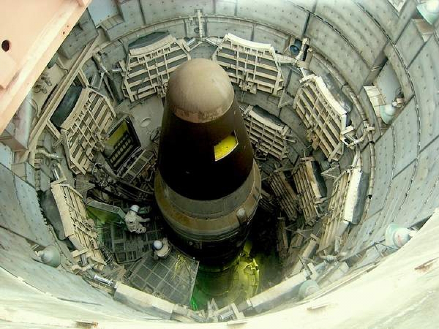 Ameninţarea nucleară este încă puternică, în pofida limitării cheltuielilor militare