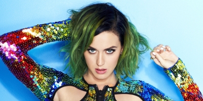 Katy Perry, prima persoană care depăşeşte 100 de milioane de followeri pe Twitter